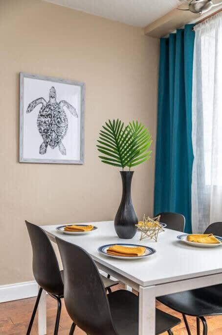 Downtown! 2Bd City View Onsite Parking King Lm809 Атланта Экстерьер фото